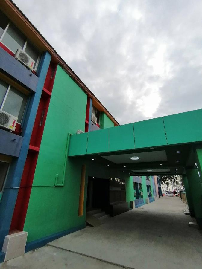 The Sea Bangsaen Hotel 外观 照片